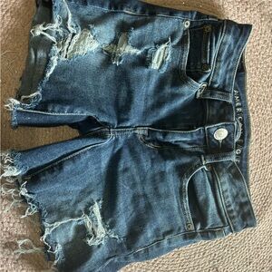American Eagle shorts!